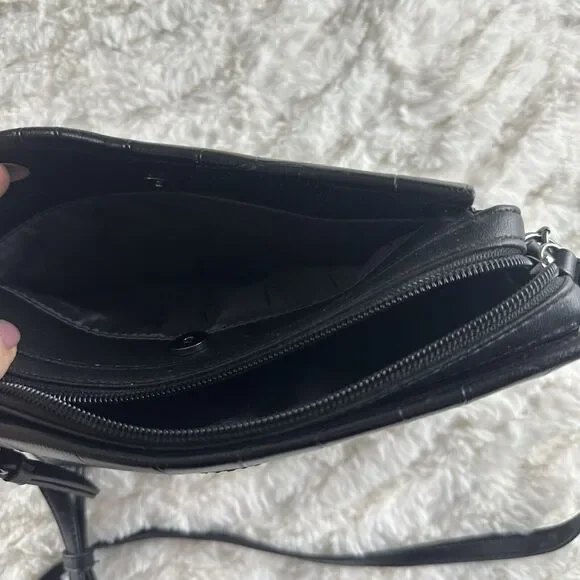 Simply‎ Vera Wang Purse Shoulder Bag Black Imitation Leather Chain/Adjustable - Picture 4 of 7